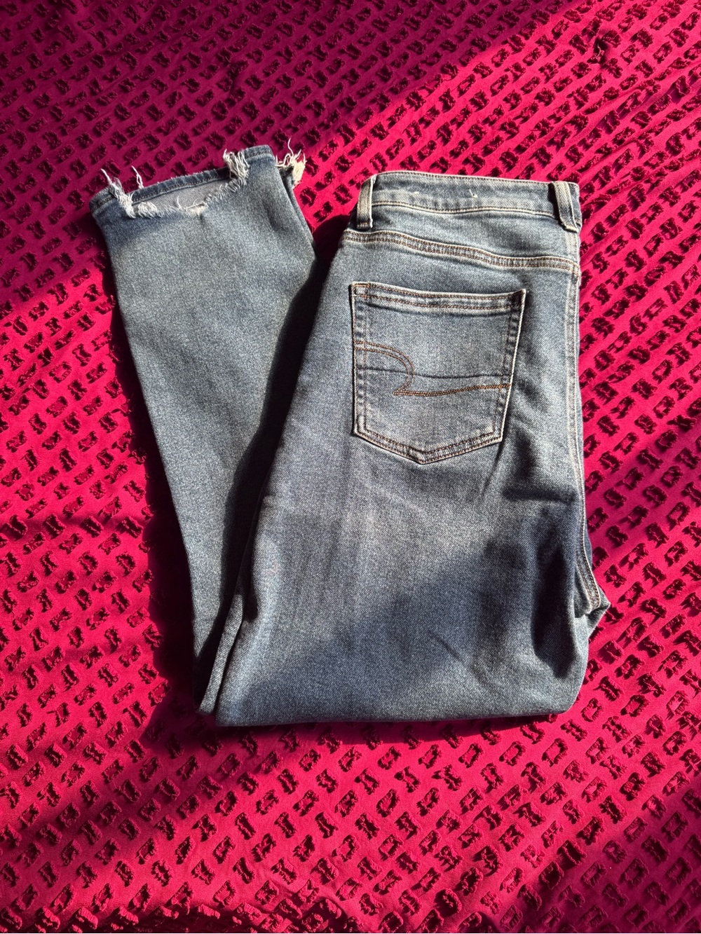 American Eagle Outfitters Mom Jeans